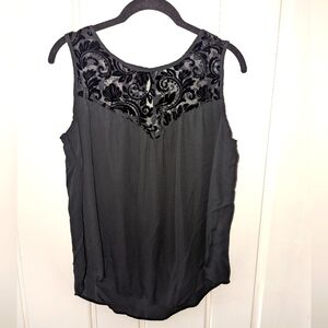 Black Sleeveless Top